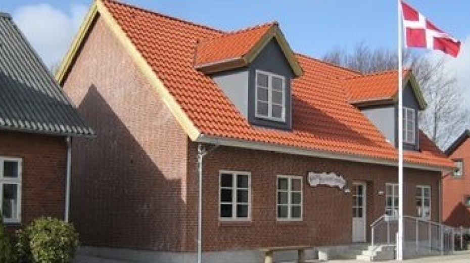 Skads Forsamlingshus